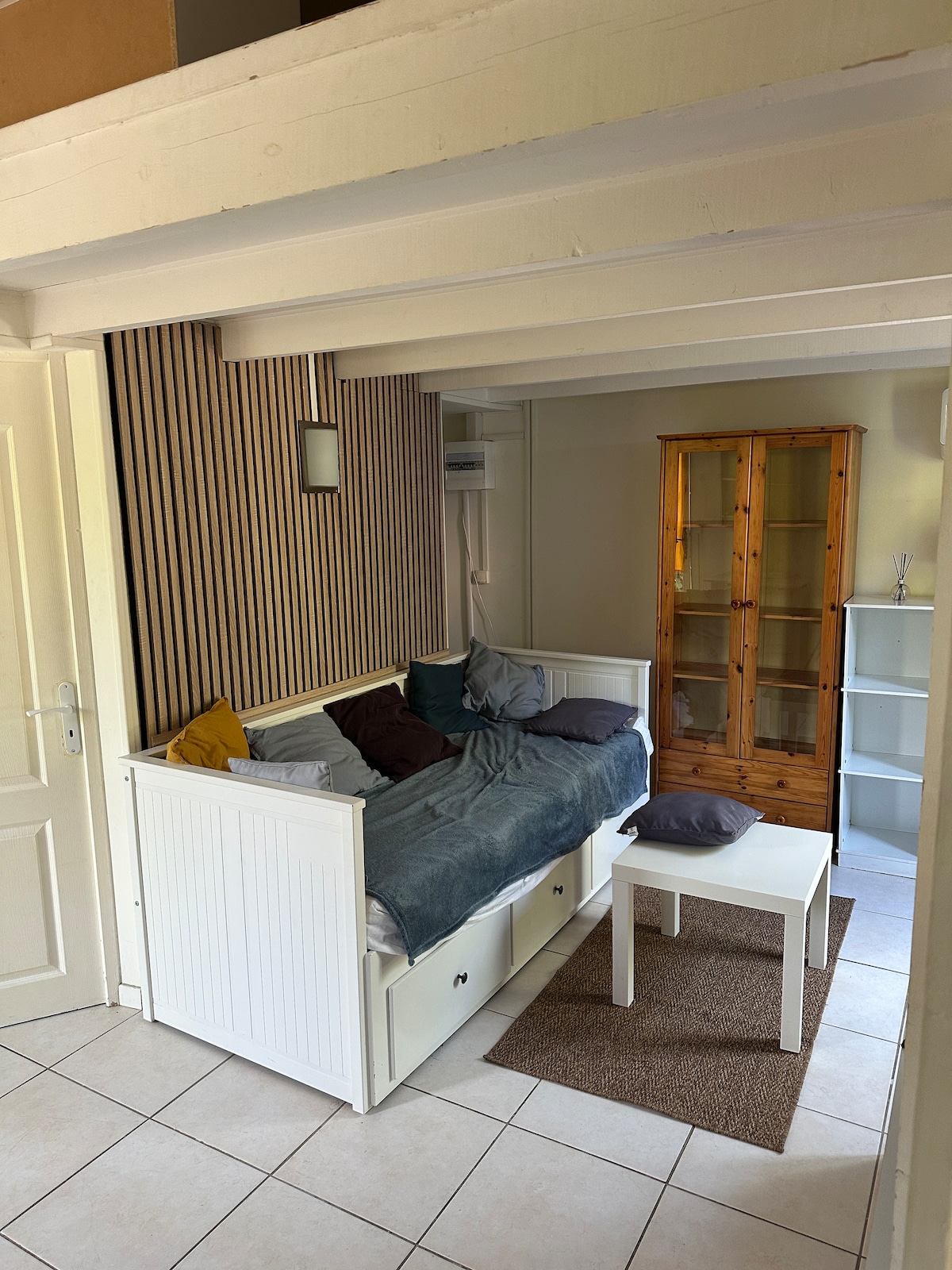 Grand studio climatisé avec mezzanine — photo 4