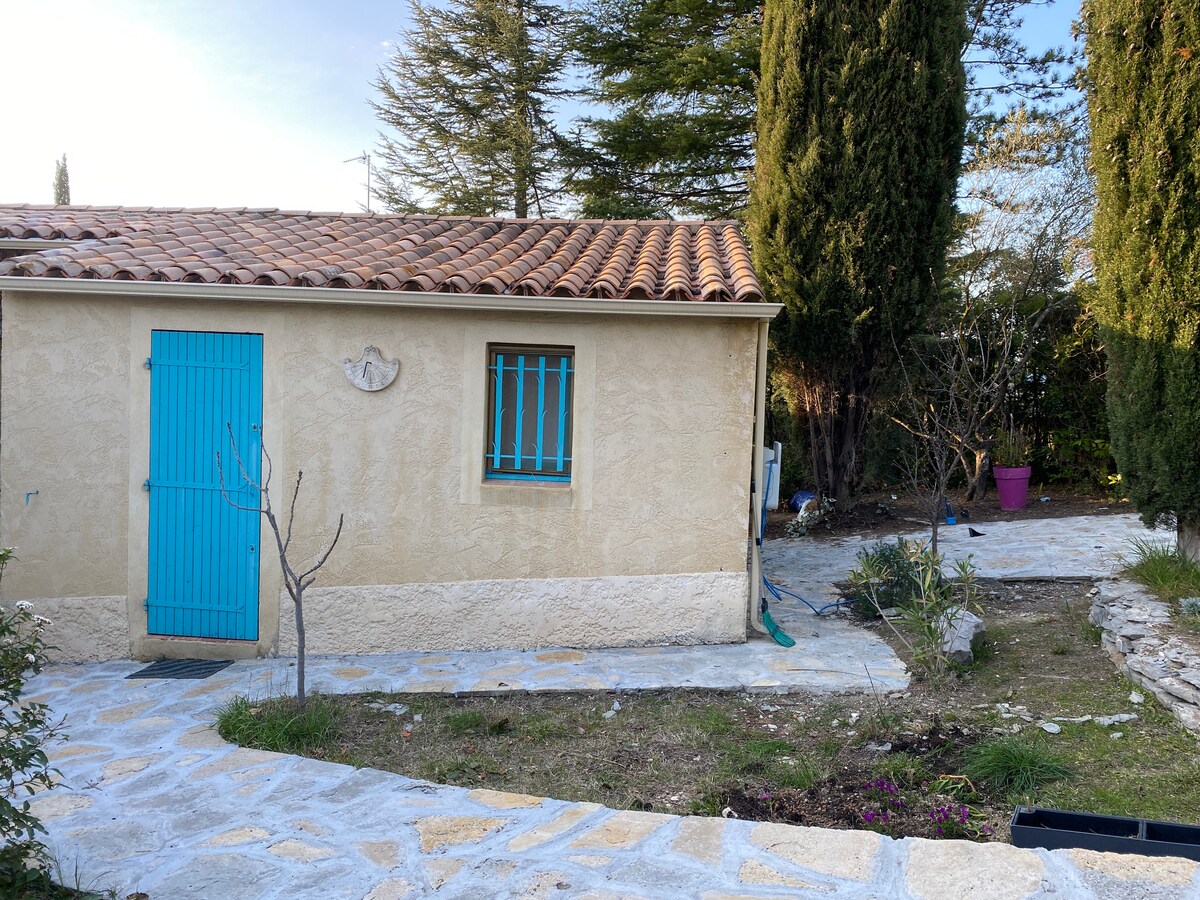 Grand studio climatisé avec mezzanine — photo 2